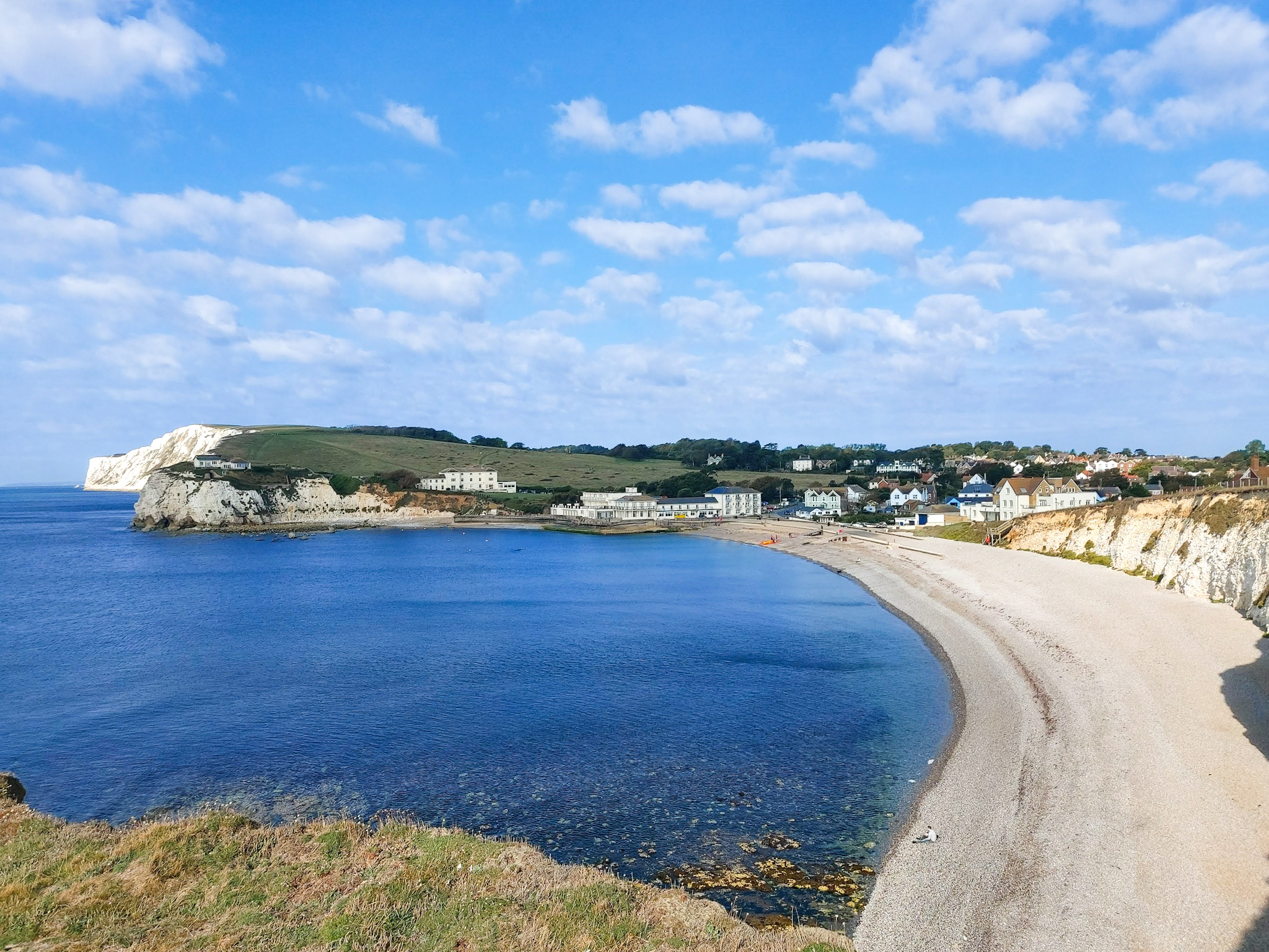 wp-1650880778689-travelling-han