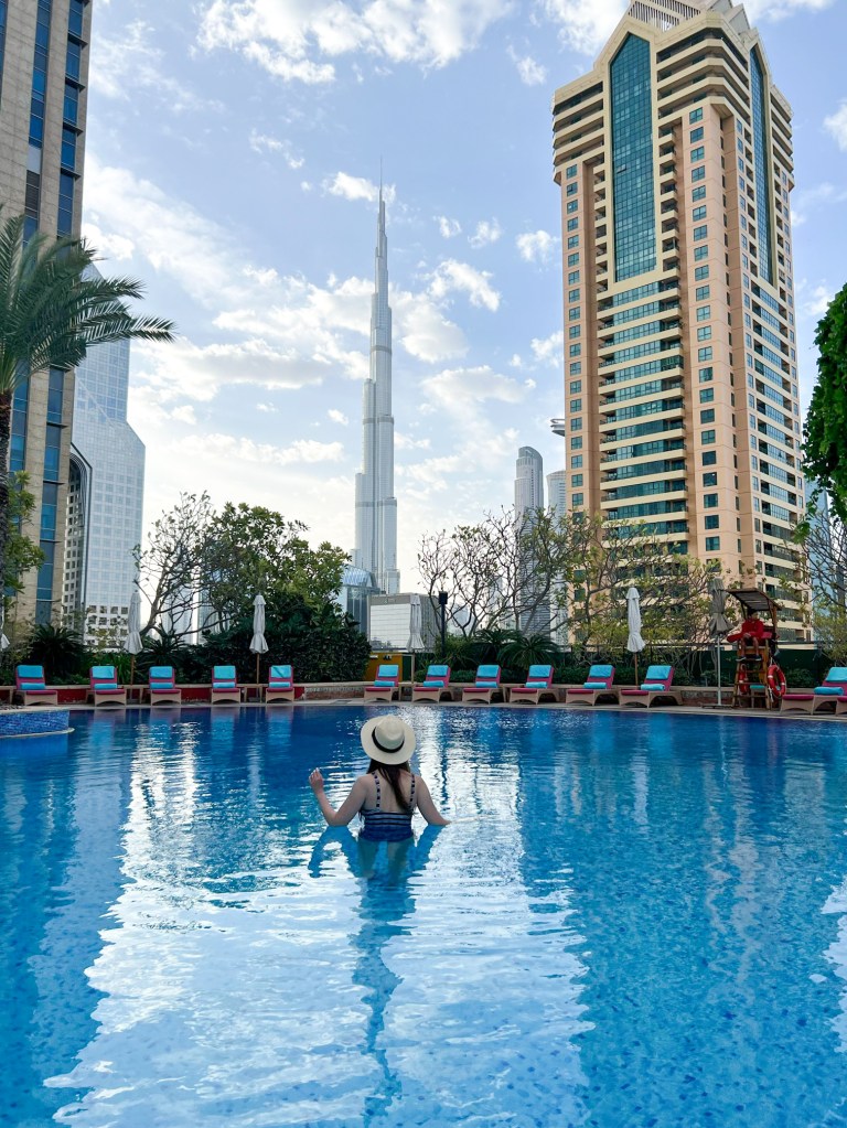Shangri-La Dubai Pool