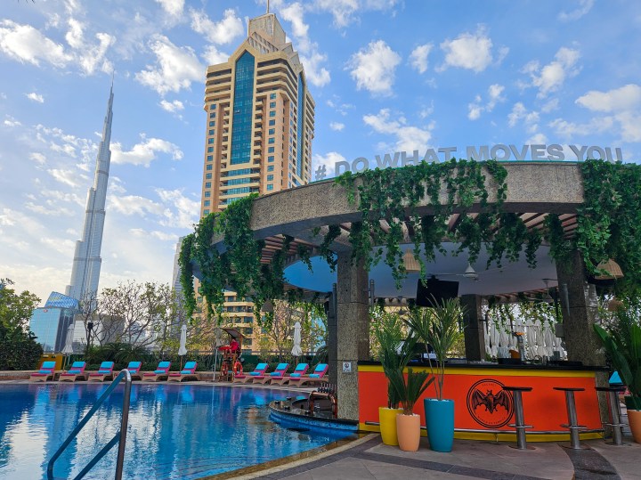 Shangri-La Dubai Pool