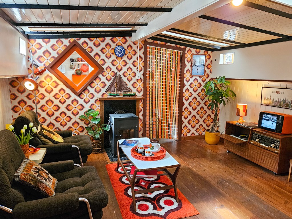 Amsterdam Houseboat Museum