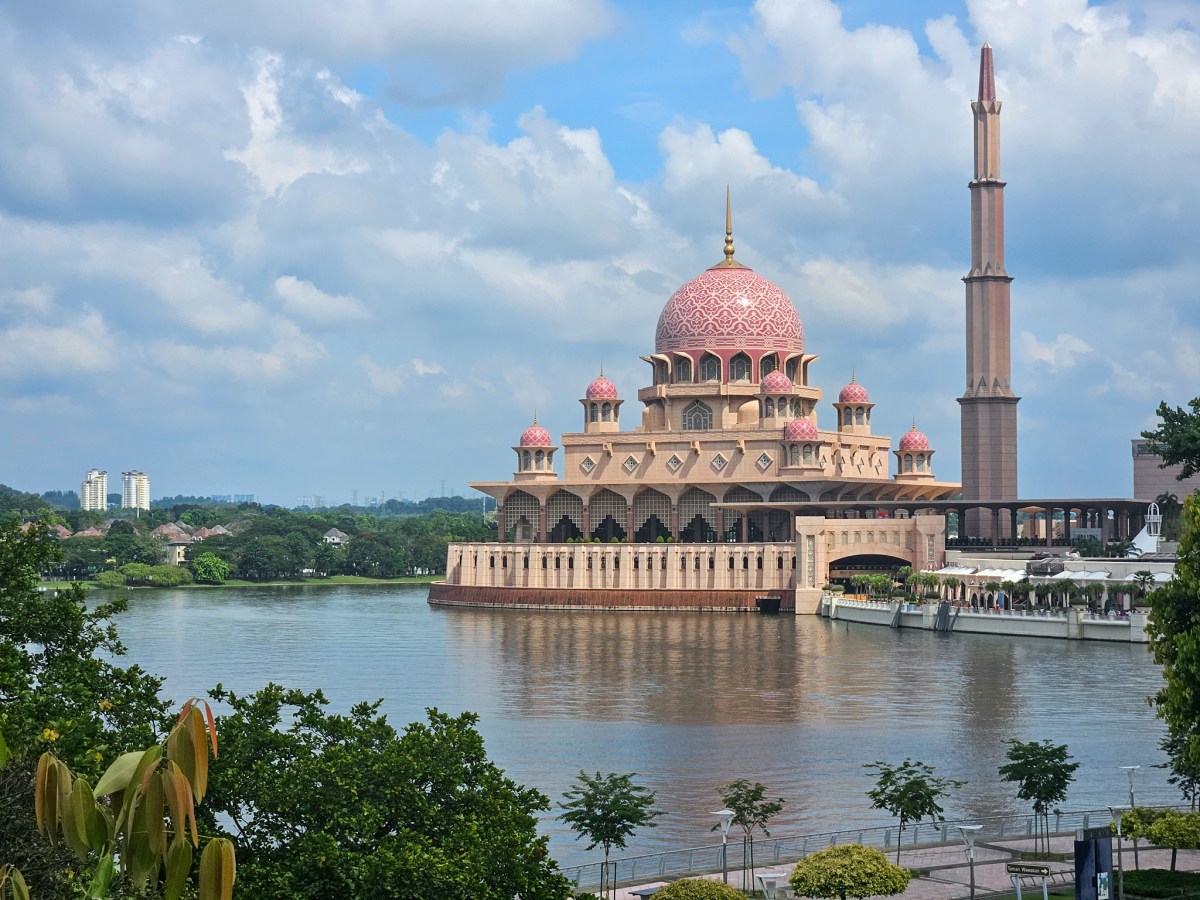 A Guide to Visiting Putrajaya from Kuala&nbsp;Lumpur