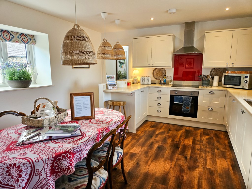 Brunton House & Cottages