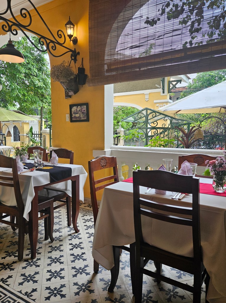 Les Jardins de La Carambole, Hue